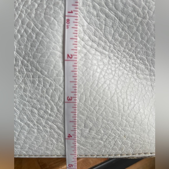 D&G DOLCE & GABBANA Lizardskin And White Leather Handbag With Gold Tone Hardware - Picture 14 of 16